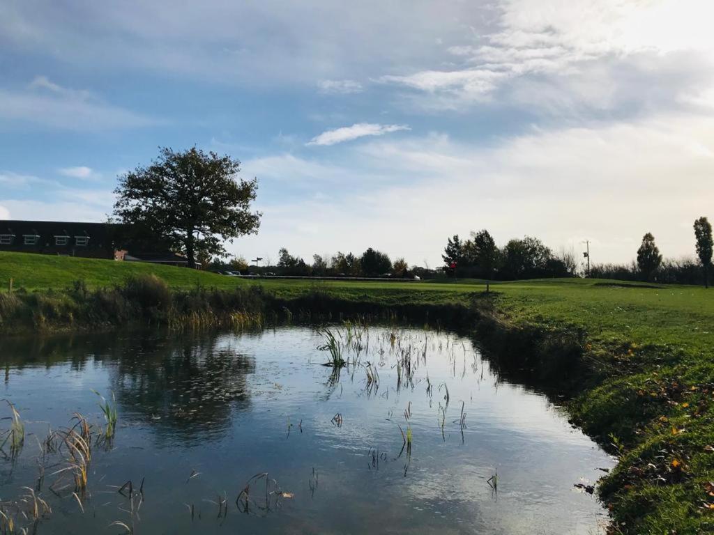 Silverstone Golf Club And Hotel Eksteriør bilde